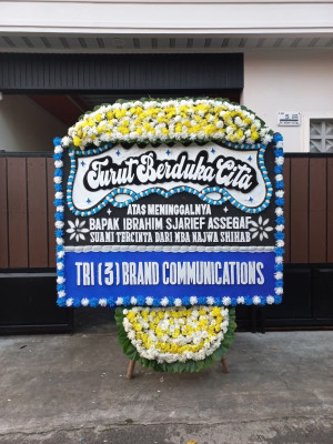 Papan Bunga Duka di Ogamanim